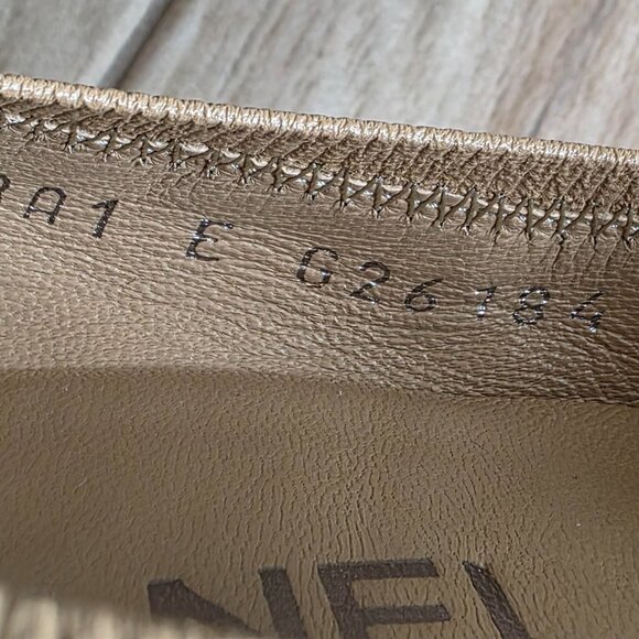 CHANEL Cap Toe Ballet Stretch Pumps Eur. 38C - Picture 13 of 14